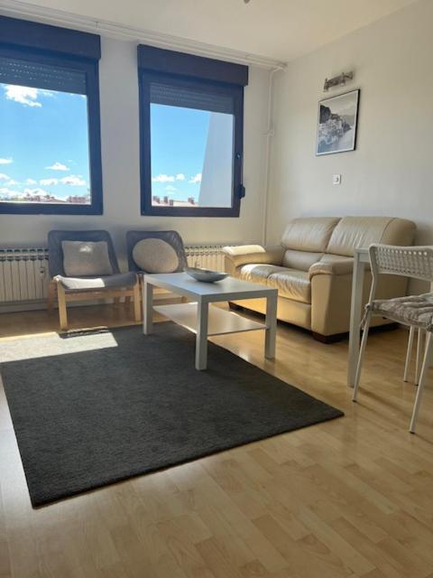 Rocco Apartment-Free Parking&Wifi Загреб Экстерьер фото