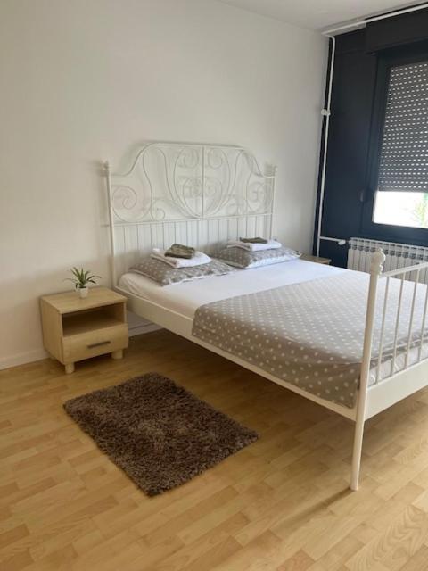 Rocco Apartment-Free Parking&Wifi Загреб Экстерьер фото
